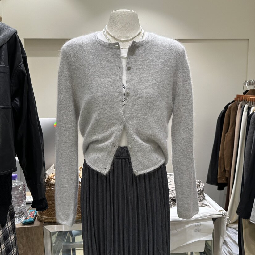 八1213韩国东大门运动户外针织衫区4536177洋气休闲经典直邮流行