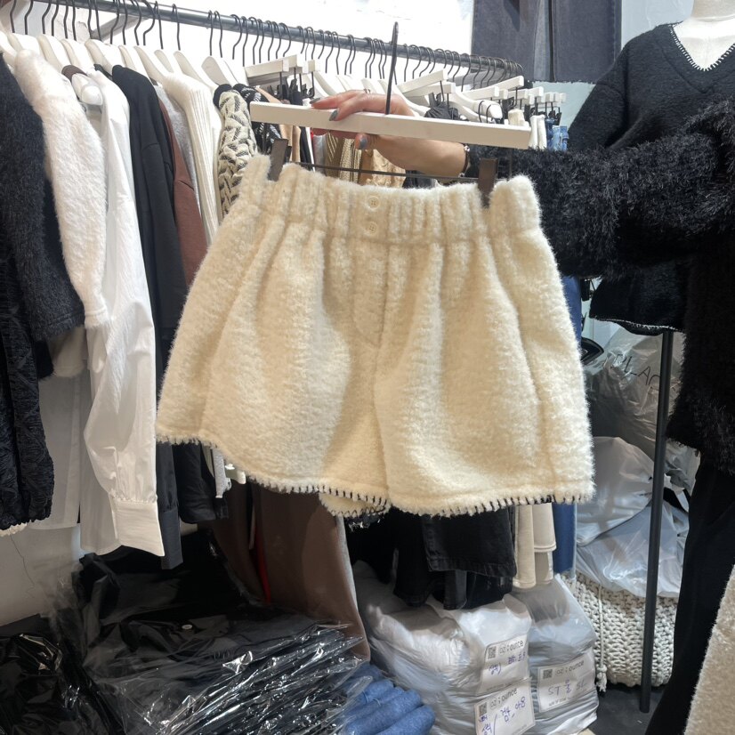 八1213韩国东大门运动短裤热销区4535788甜美优雅春冬气质韩版