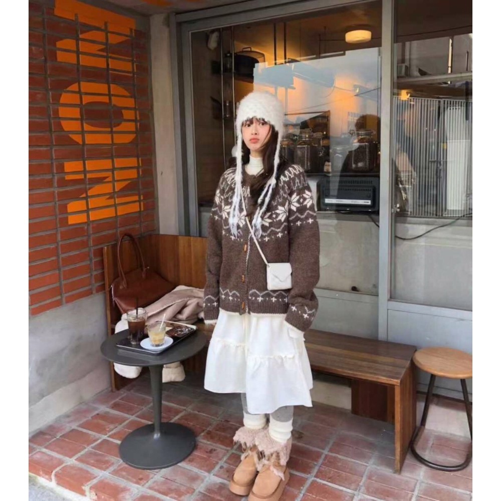 九1129韩国东大门户外半身裙区Reborn-8715389别致冬季英伦正品