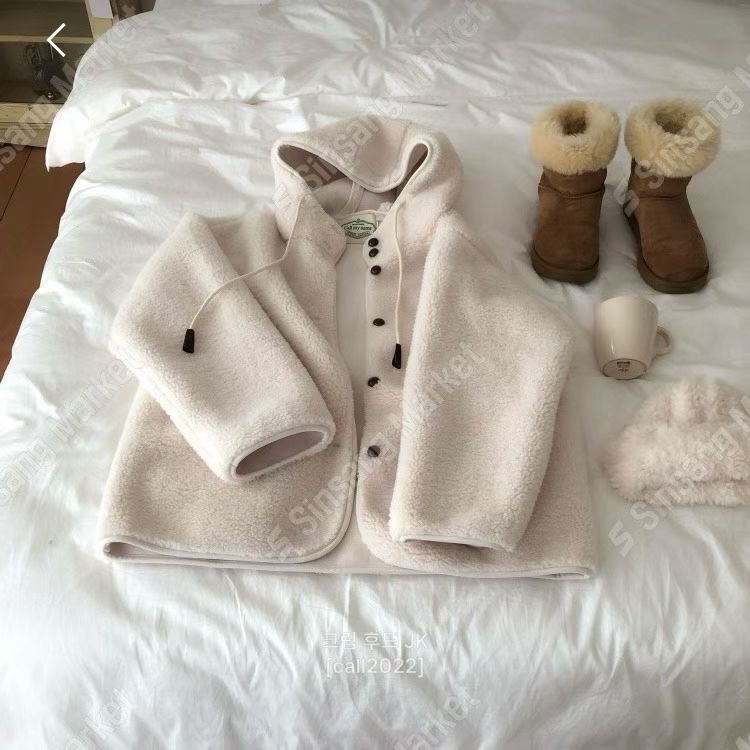 八1115韩国东大门运动瑜伽外套短款大衣区4492568甜美简约秋冬