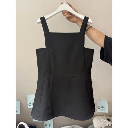 八1213韩国东大门背心热销区4536078直邮别致人气百搭春季都市