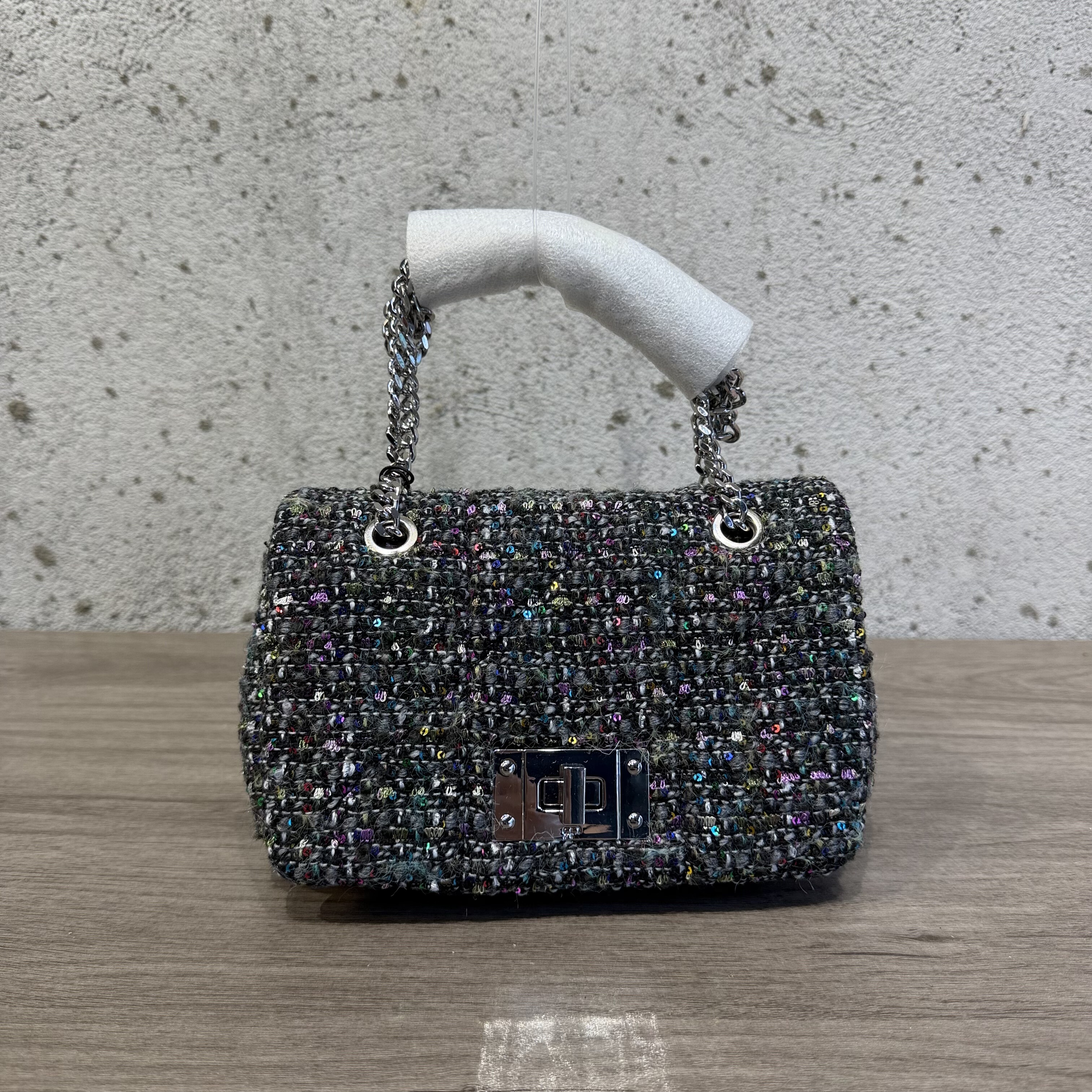 外贸出口尾货西班牙小众品牌休闲女包闪亮片单肩链条斜挎包小方包