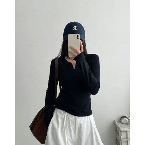 sun柚黑色V领针织女长袖打底T恤