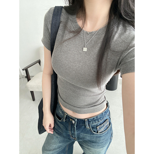 超弹力设计感休闲百搭收腰短t女修身 sun柚 显瘦圆领纯色上衣服ins