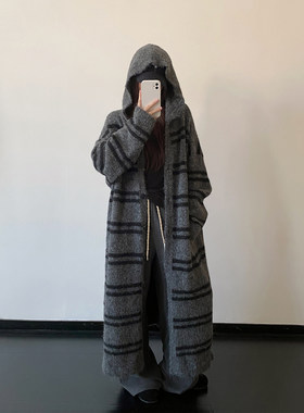 条纹连帽慵懒宽松毛衣开衫款外套