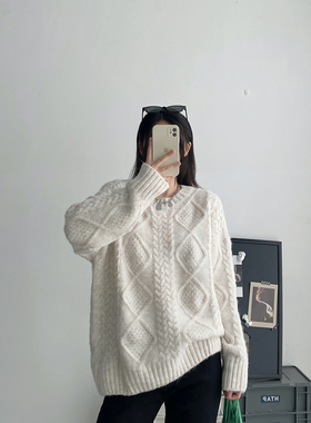 【清仓价】秋冬季复古加厚慵懒风宽松麻花圆领打底白色套头毛衣女