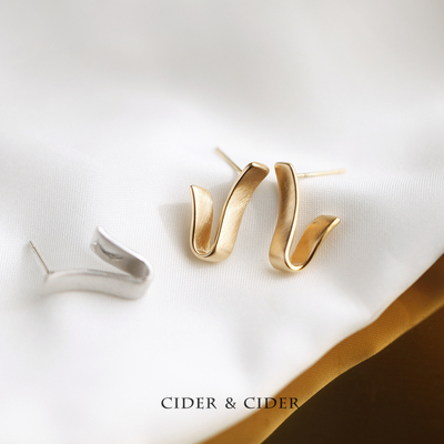 拉丝高级感法式风耳环