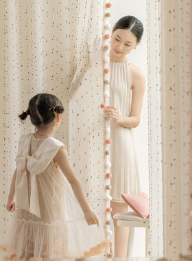 儿童房纱帘2025新款女孩房公主风卧室糖豆纱透光不透人多巴胺窗帘