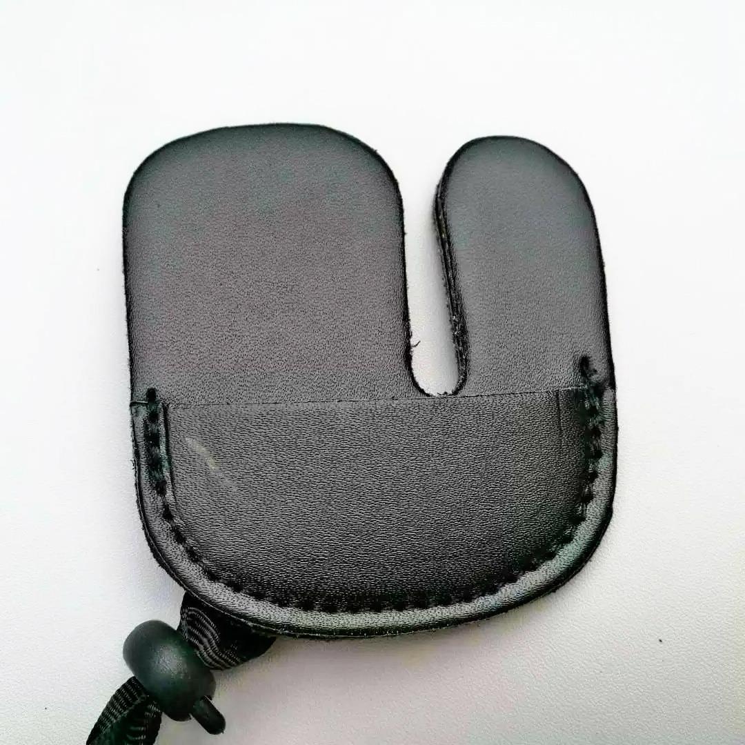 弓箭护指射击射箭护具用品pu耐用传统弓反曲弓复合弓箭护指