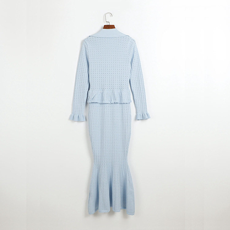 早春新款纯色针织连衣裙优雅知性金色纽扣荷叶袖长款小香风鱼尾裙