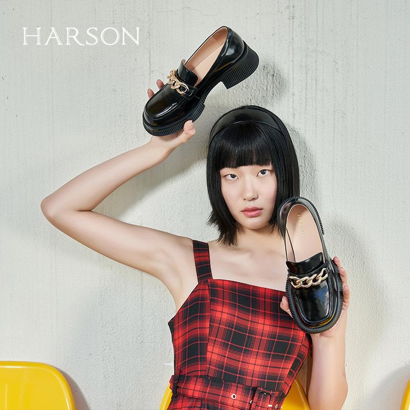 哈森春季新款厚底乐福鞋女英伦JK制服鞋粗跟单鞋HS220602