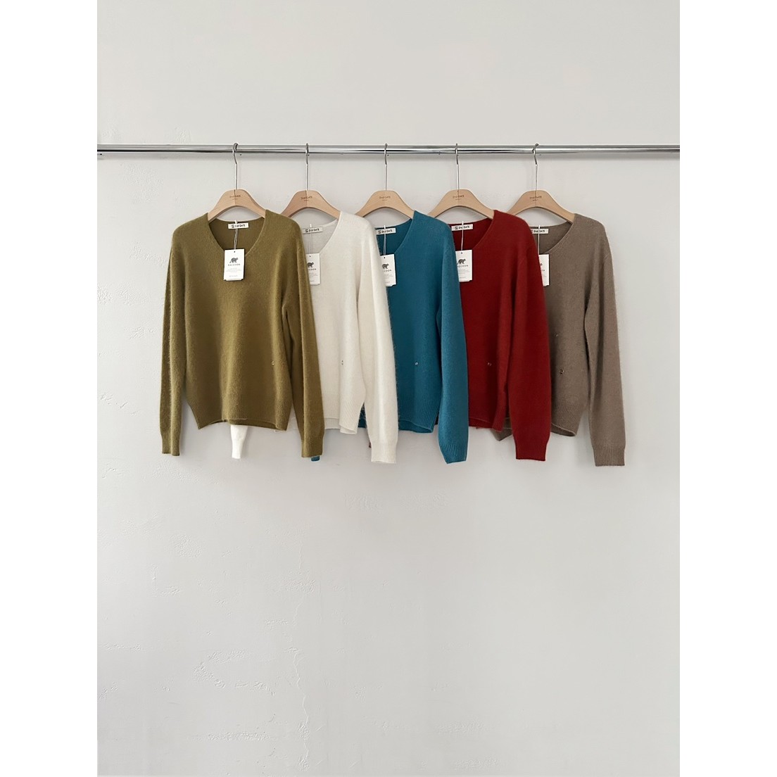 八1127韩国东大门运动户外针织衫区4505595欧美正品时装休闲精致