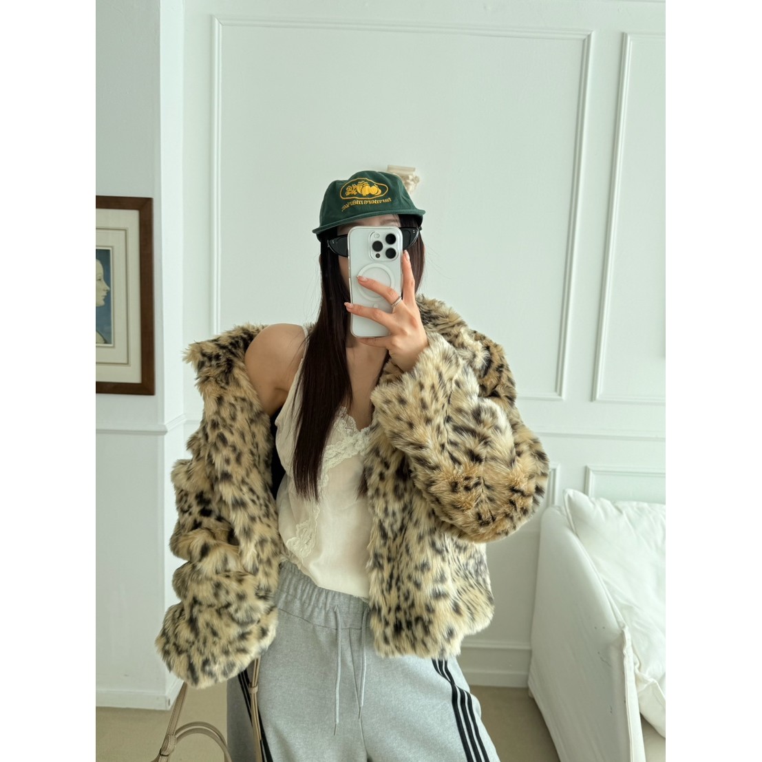 八1113韩国东大门运动瑜伽外套短款大衣区4491088正品浪漫冬款