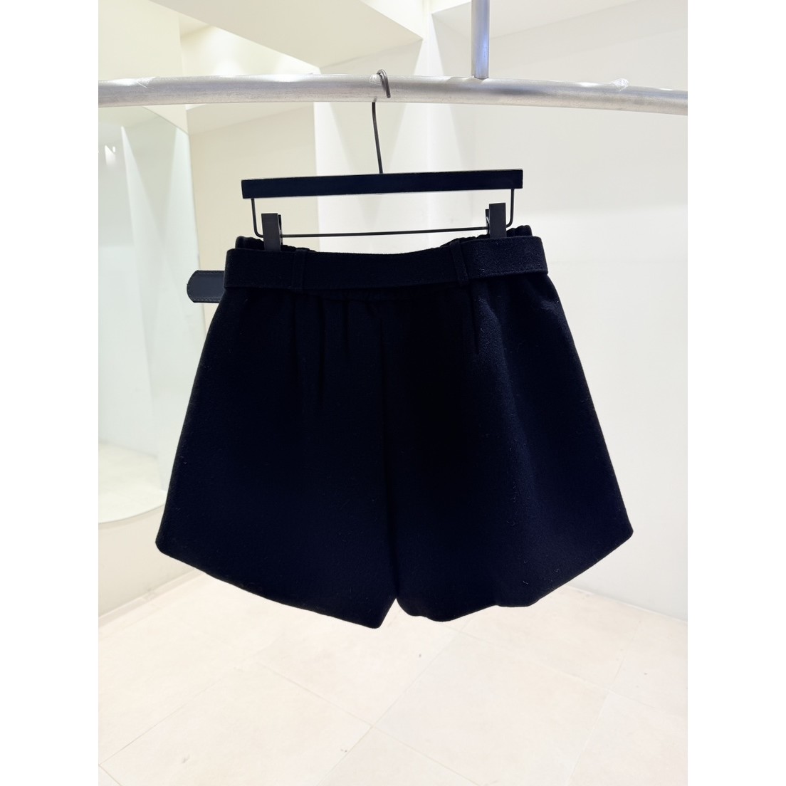 八1118韩国东大门运动短裤区4496749正品炸街冬款大气新款风格