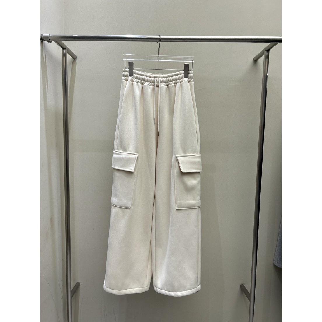 八1127韩国东大门休闲长裤区4505515流行韩版魅力可爱档口冬季