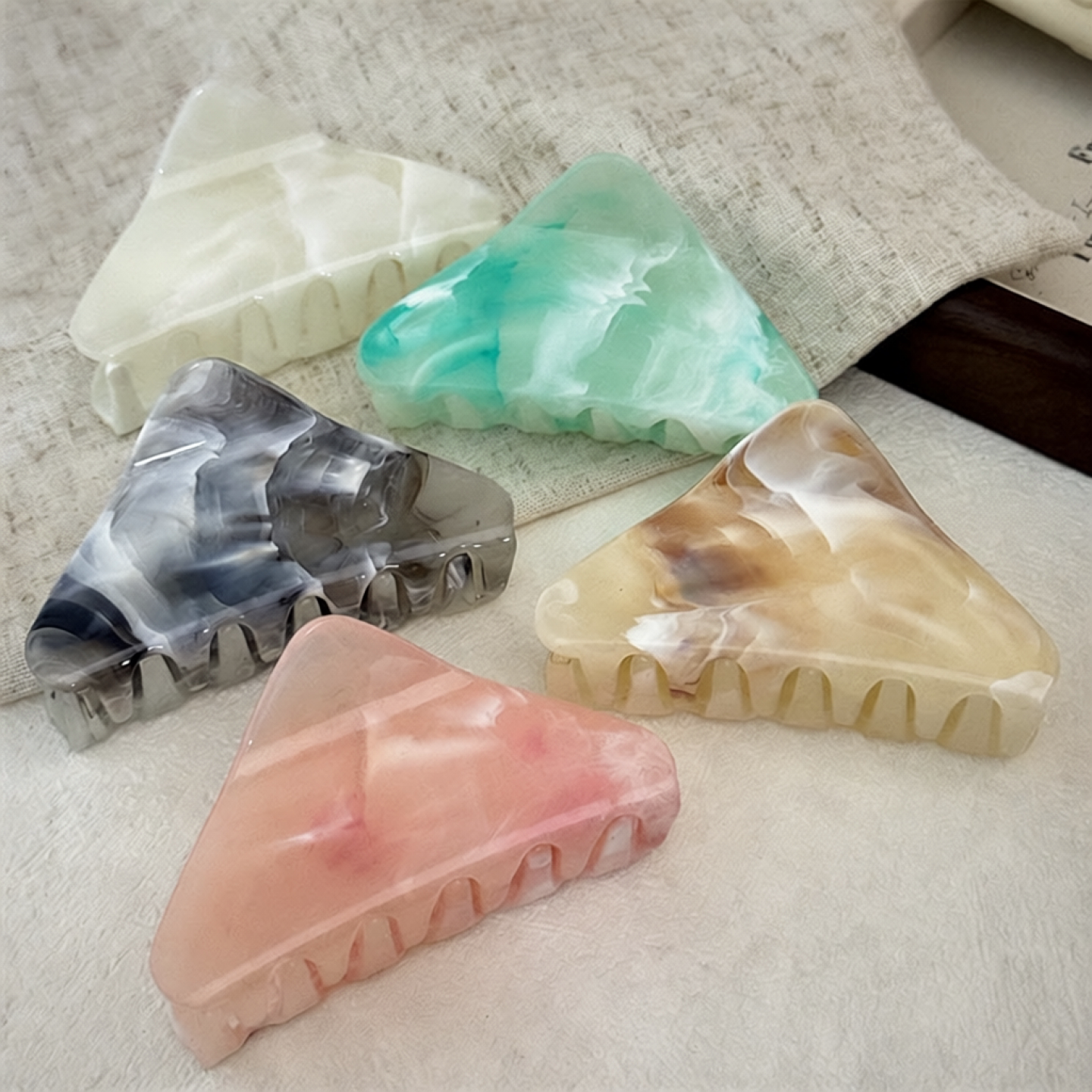 三角款高级感新色系抓夹