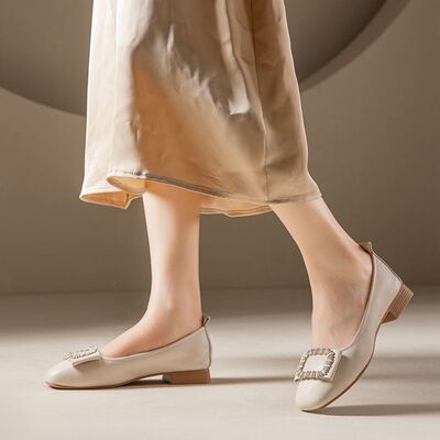 康丽鸟真皮平底单鞋方头浅口方扣