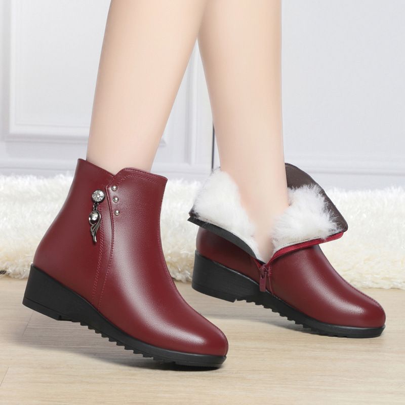 新款舒适软底女冬季妈妈鞋加绒中