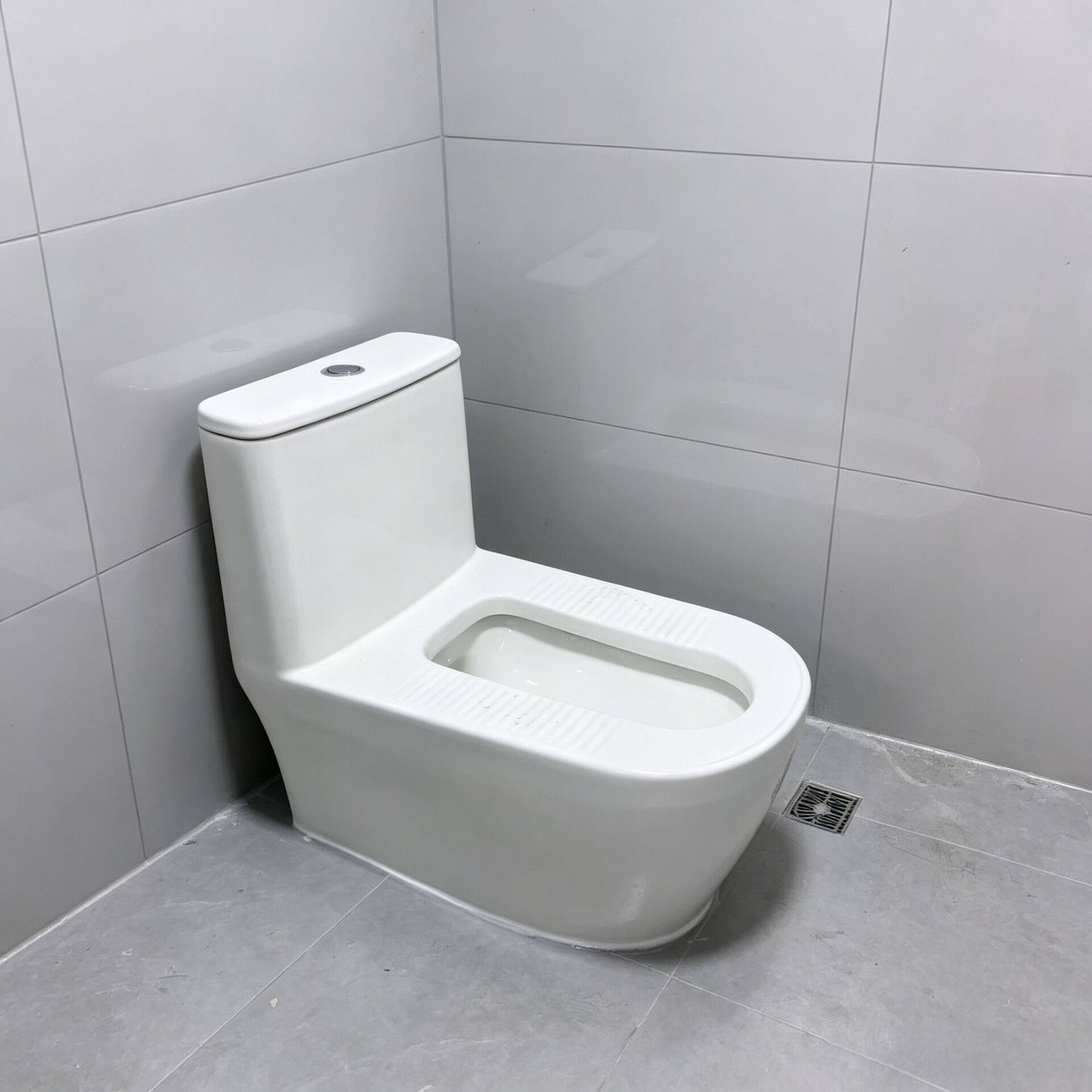 蹲便式马桶带弯直冲式马桶