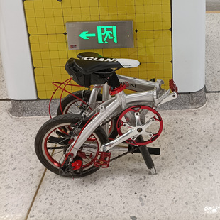 折叠车辅助轮自行车万向轮子单车停车轮推行轮圆管易行轮适用多处