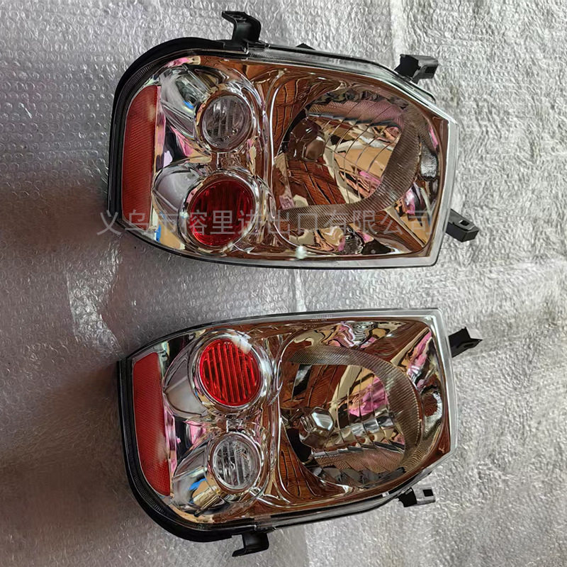 适用于08-11款尼桑边缘人NP300 前照明灯前大灯Frontier headlamp