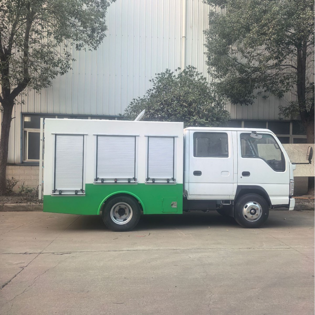 庆铃五十铃国六防疫消毒喷洒车