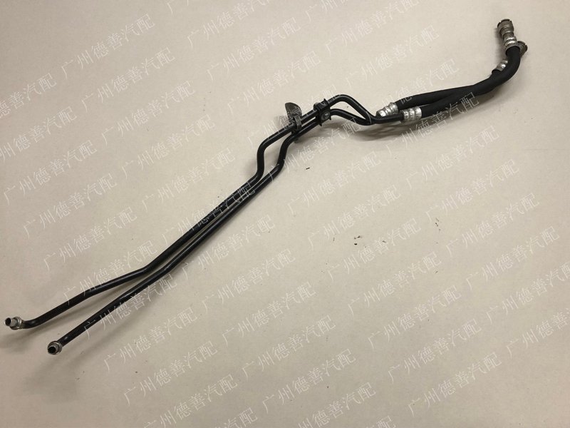 适用宝马316 318 320 328LI变速箱散热油管 牙箱 油管 散热器