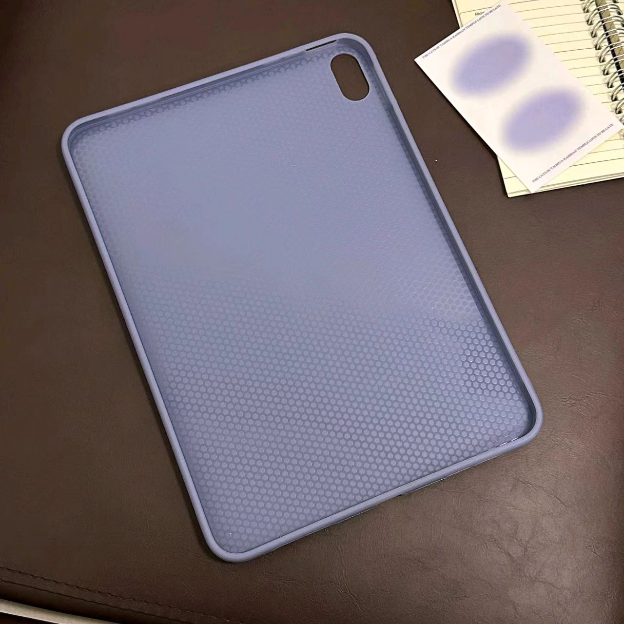 适用ipadmini4平板保护套7.9英寸A1538A1550苹果MINI5磨砂亲肤迷你5彩色硅胶底壳A2124A2125A2133轻薄防摔 - 实物图