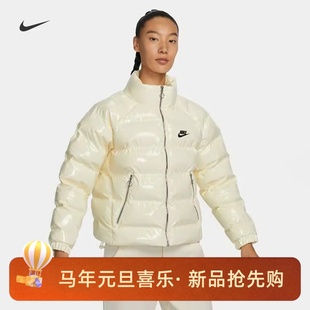 113 010 耐克 NIKE女子运动宽松休闲漆皮亮面保暖棉服外套FQ3575