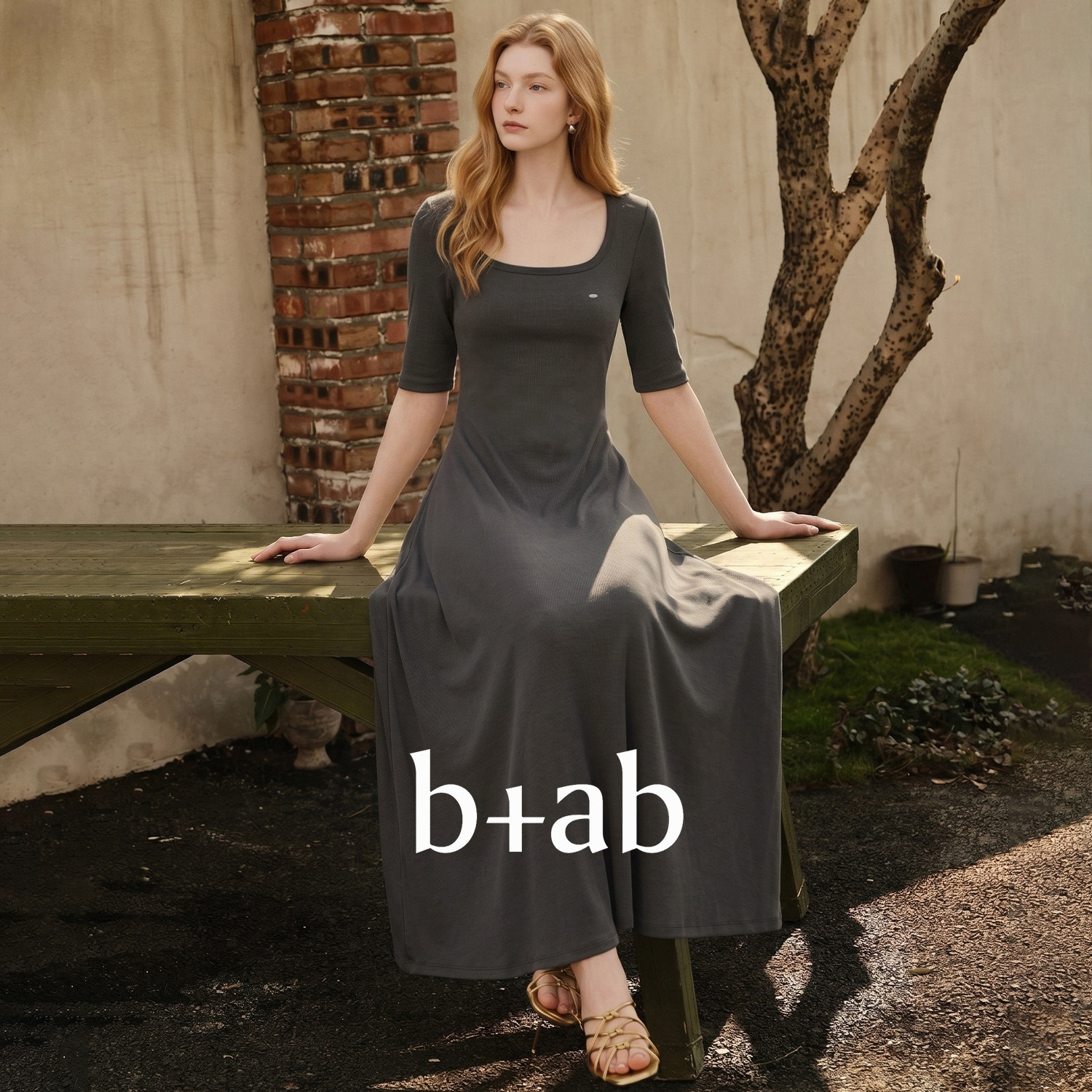 it b+ab炭灰色方领A字裙女夏季显瘦收腰修身气质通勤中长款连衣裙