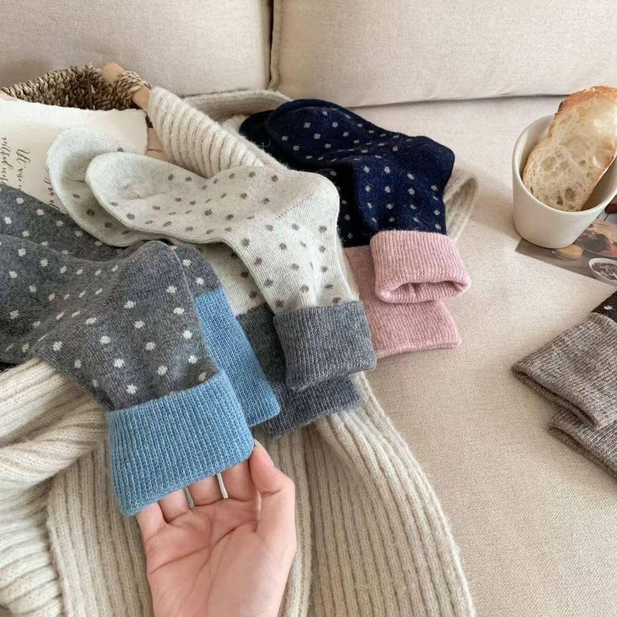 秋冬加厚保暖羊毛拼色小波点袜撞色男中筒堆堆袜子女日系复古袜子