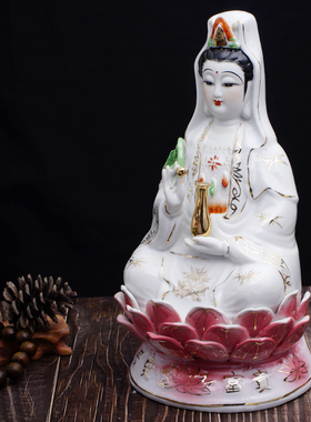 白玉观音保平安富贵佛像