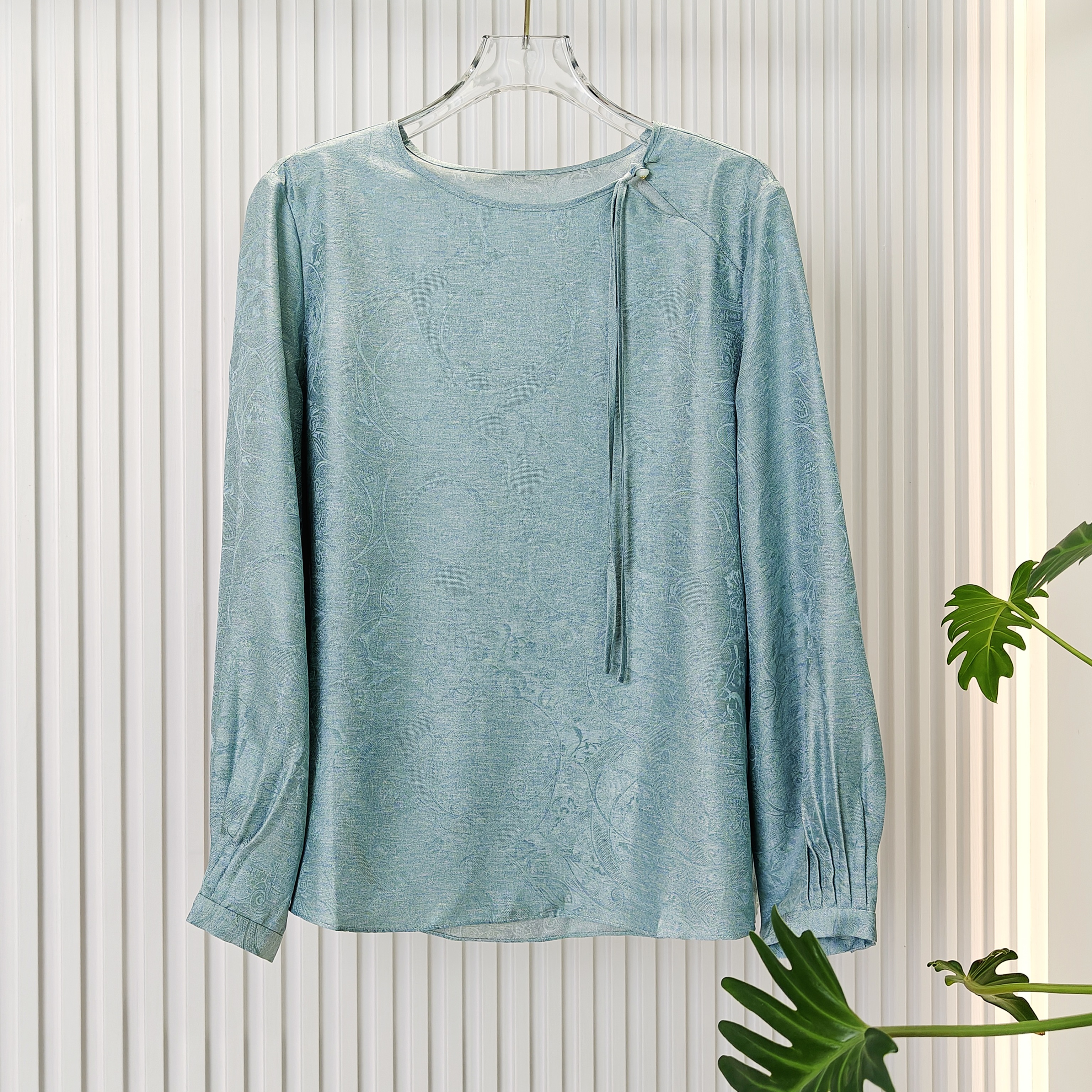 2025年新款桑蚕丝复古长袖圆领显气质女上衣5126