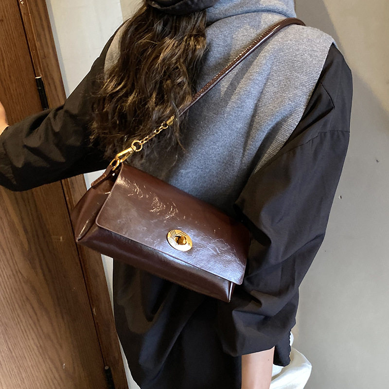 新款大容量斜挎包复古通勤小众设计感女包百搭简约手提包包,箱包皮具/热销女包/男包,通用款女包,淘宝优惠券,粉丝福利购,淘宝优惠卷