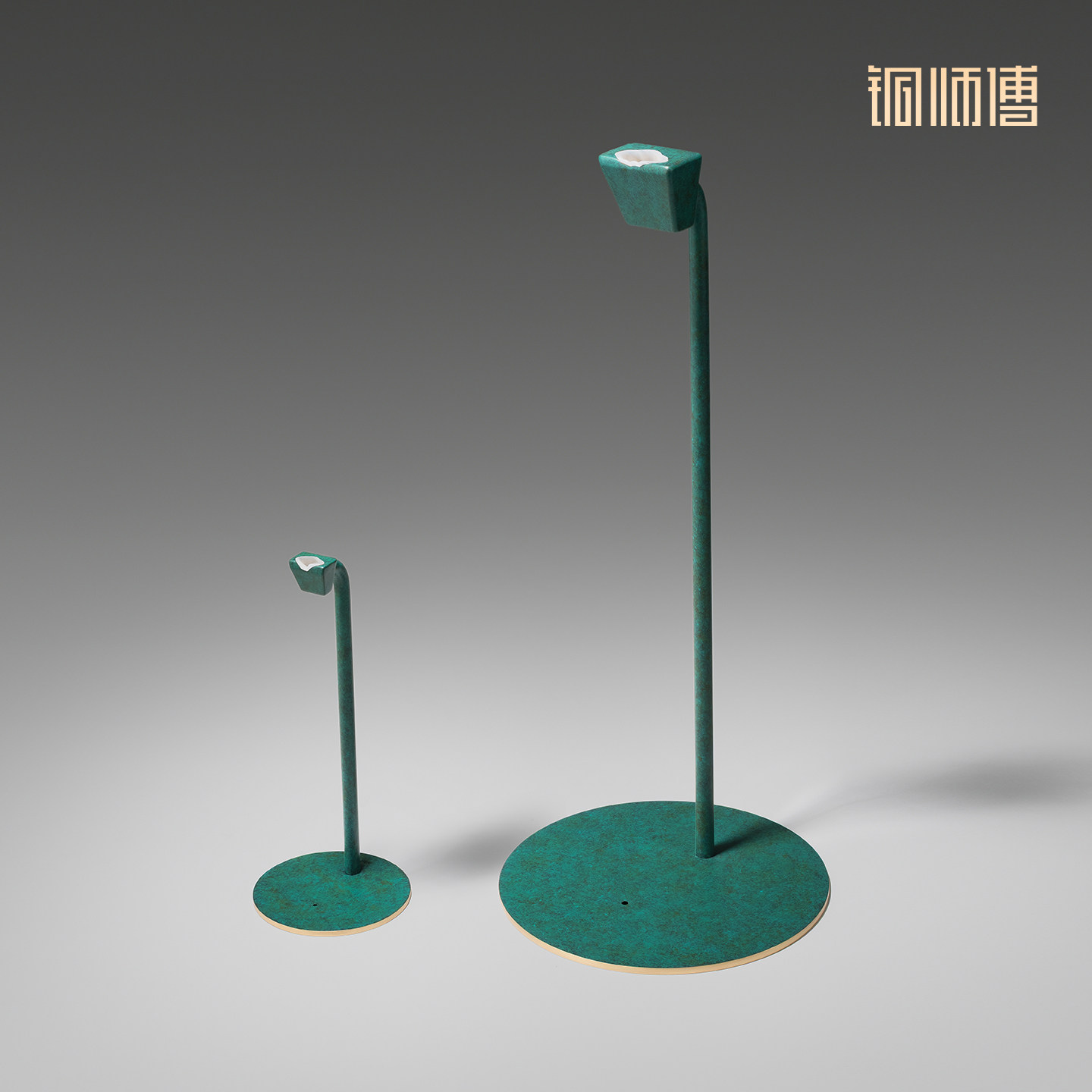 阅文好物铜师傅竖剑架展示承托图片