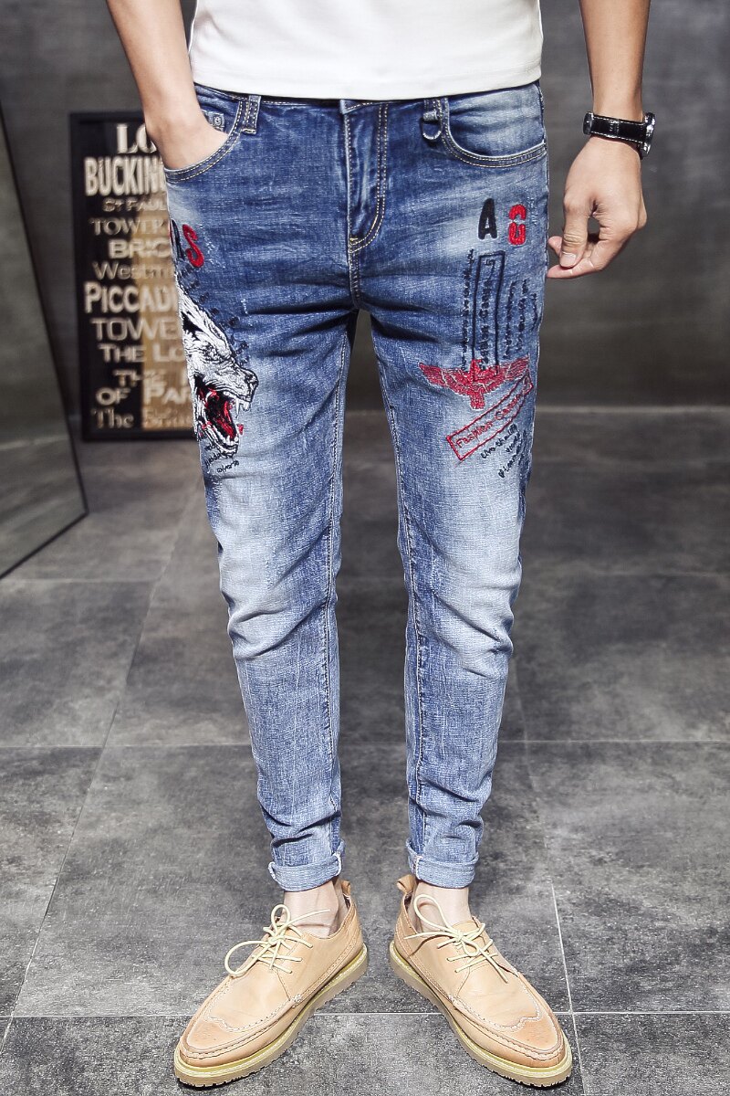 2021夏季水洗潮牌刺绣弹力牛仔裤男微跨小脚裤QT5031-89061-P95,男装牛仔裤,电商D218
