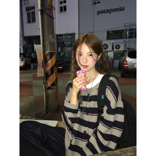 WHYSTUDIO_韩系小众时髦复古条纹羊驼毛混纺多股纱线重工毛衣外套