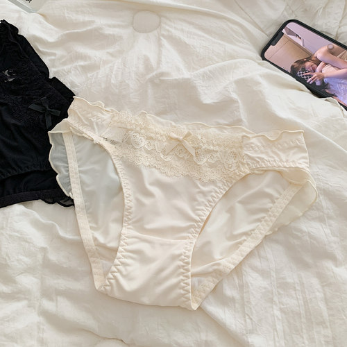 蕾丝花边低腰冰丝三角裤