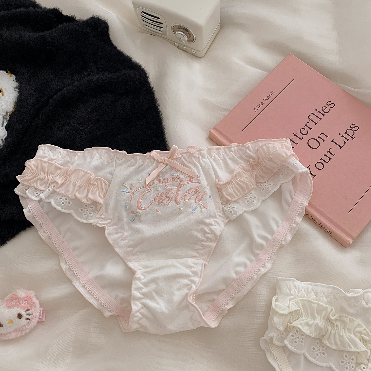 香软泡芙 法式性感蕾丝少女内裤2024新款纯欲风透气低腰三角裤