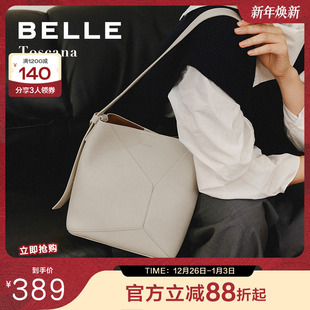 百丽包包女托斯卡纳系列秋冬新款 斜挎单肩水桶包X6888DX3