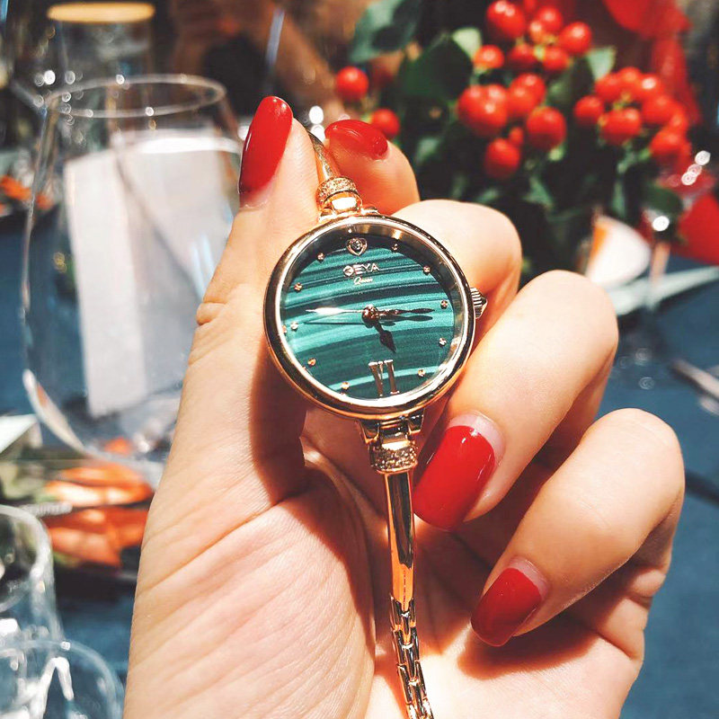 格雅手表女ins风小巧精致气质女士手表新款名牌正品女表小绿表