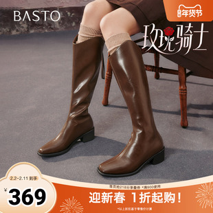 百思图2025冬季新款骑士靴时尚简约街头潮流粗跟女长靴B7201DG5