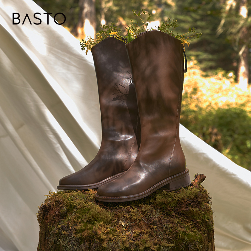 冬季粗跟时装靴百思图简约