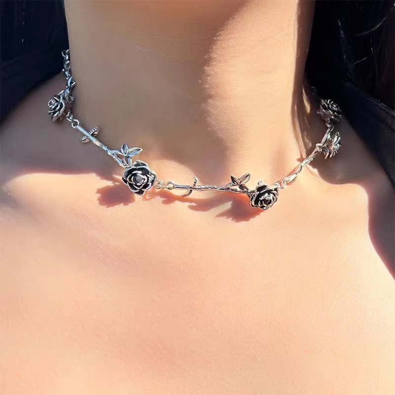 retro black necklace rose neck chain short choker 玫瑰锁骨链 饰品/流行首饰/时尚饰品新 项链 原图主图