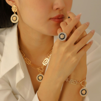 European style lion head diamond pendant necklace earrings