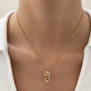 Personalized hollow out slipper necklace women时尚拖鞋项链女