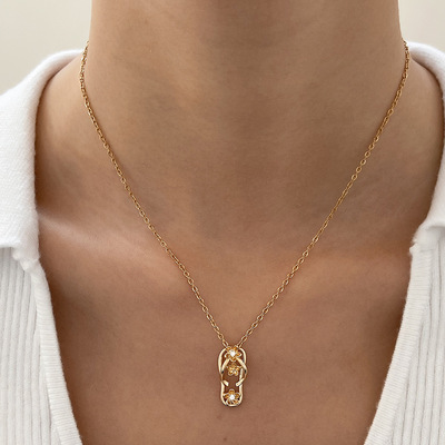 Personalized hollow out slipper necklace women时尚拖鞋项链女