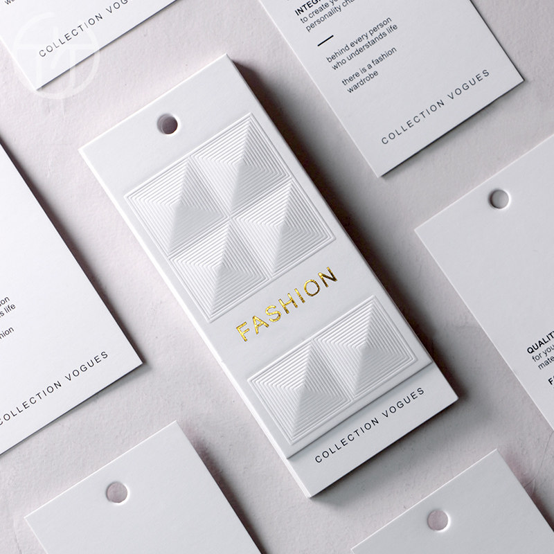 新款立体凹凸工艺原创轻奢女装吊牌定做 现货通用标签订做服装店商标