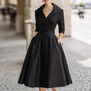 Fashionable commuting lapel cross A-shaped dress for women裙