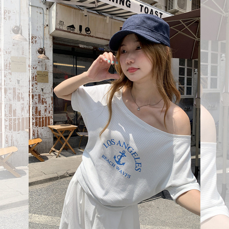 women sexy off shoulder t-shirt female crop top辣妹条纹斜肩